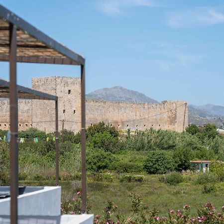 Milos Studios & Beach House Frangokastello Екстериор снимка